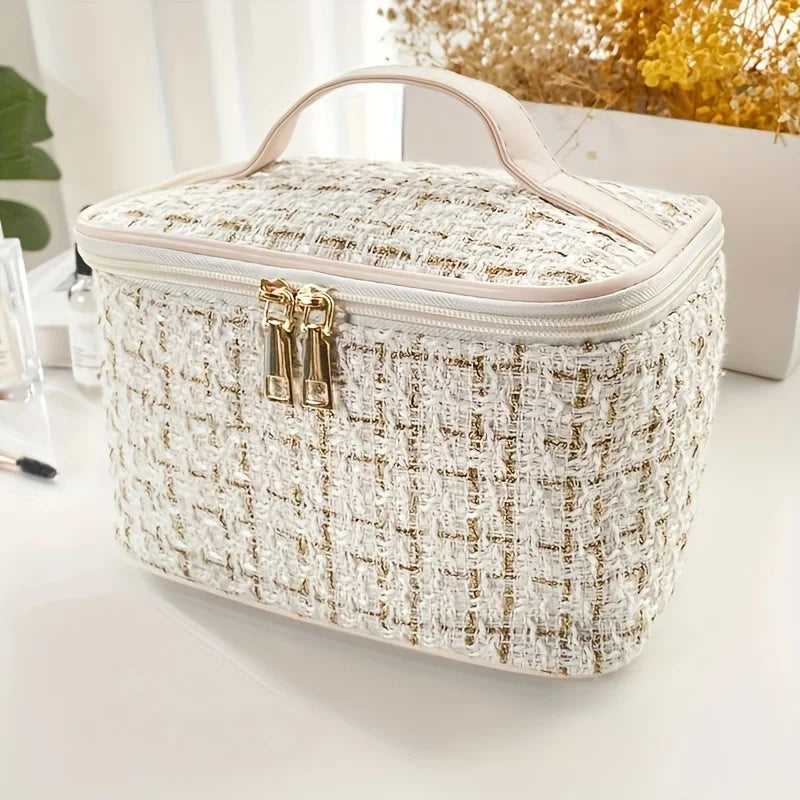 Large Capacity Portable Travel Toiletry Bag New Plaid Portable Small Fragrance Makeup Bag Go out Makeup Bag