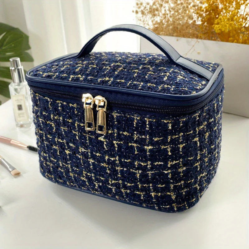 Large Capacity Portable Travel Toiletry Bag New Plaid Portable Small Fragrance Makeup Bag Go out Makeup Bag