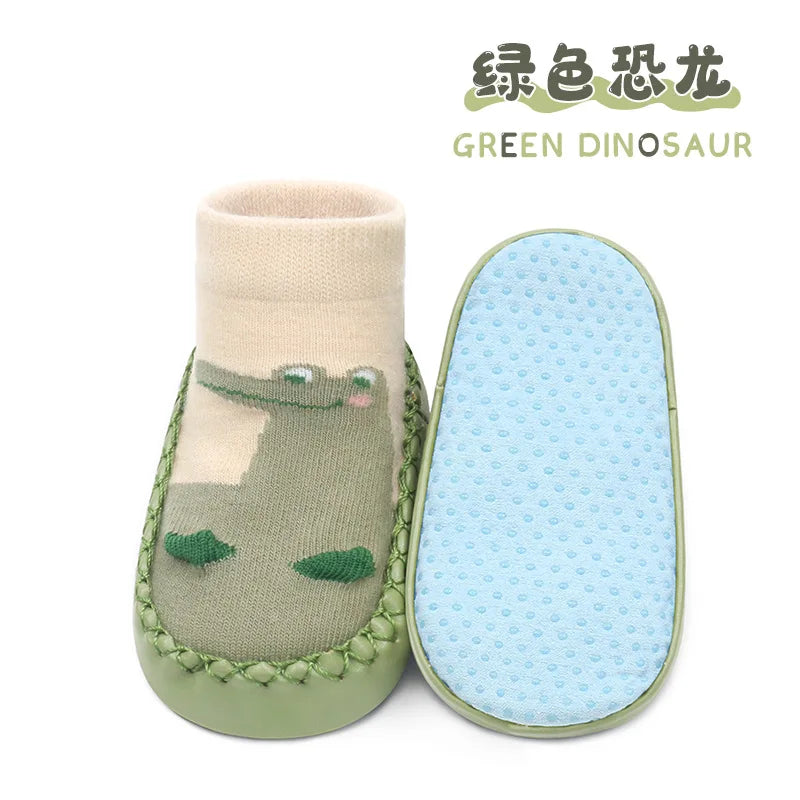 New Baby Anti Slip Walking Shoes for Infants and Toddlers Glued Anti Slip Floor Boat Socks Low Top Cartoon Leather Sole Socks