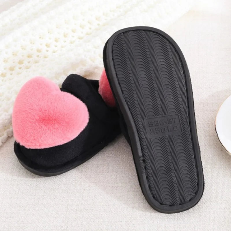 2023 Heart Shaped Slippers Women's Warm Non-slip Platform Shoes Indoor Fashion Cute Cotton Slippers Chaussons Plats