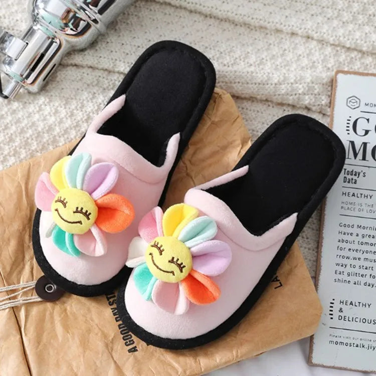 2023 Heart Shaped Slippers Women's Warm Non-slip Platform Shoes Indoor Fashion Cute Cotton Slippers Chaussons Plats