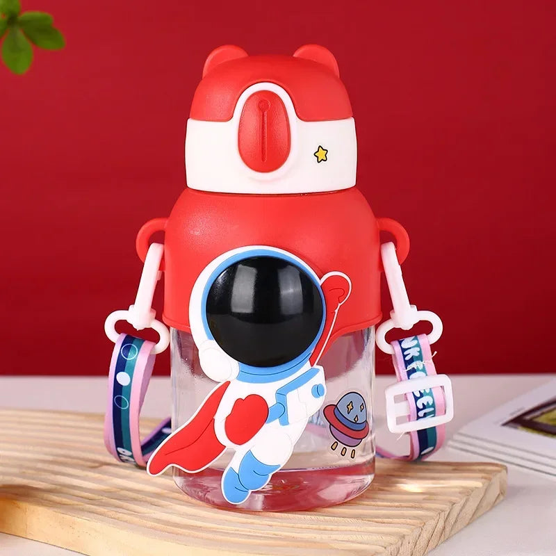 600MLCartoon Children's Summer Water Bottle Kawaii Straw Bottle Boys and Girls Drinking Water Cup Students Portable Water Bottle