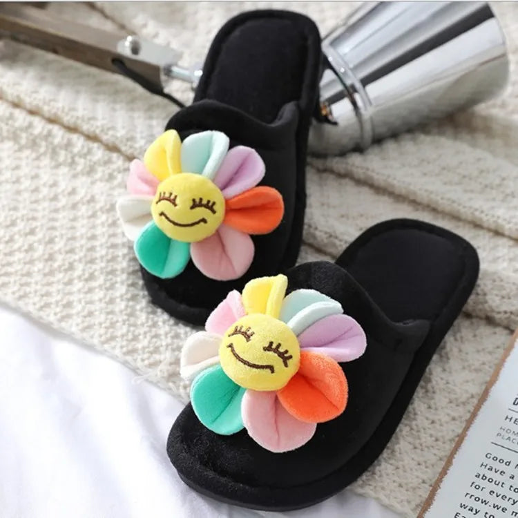 2023 Heart Shaped Slippers Women's Warm Non-slip Platform Shoes Indoor Fashion Cute Cotton Slippers Chaussons Plats